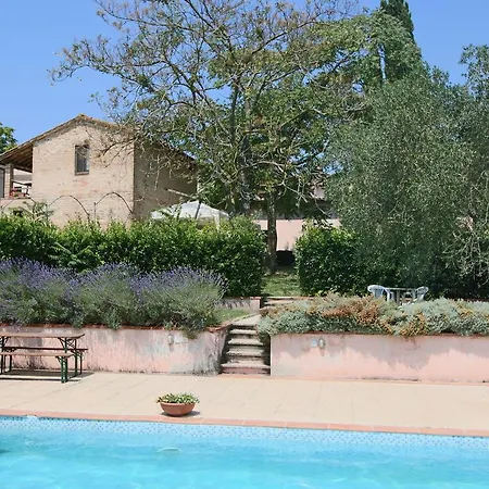 Cozy Cottage In Amelia With Pool Vakantiehuis